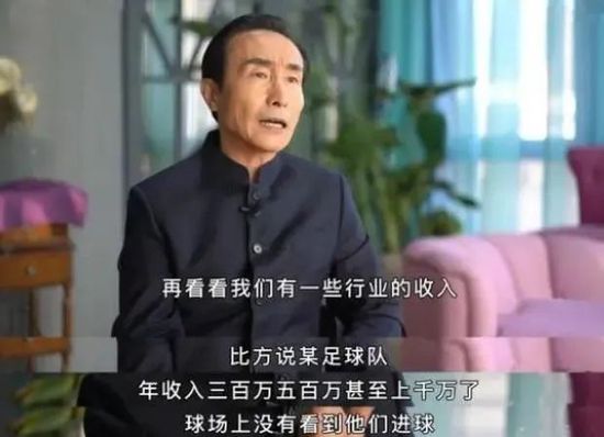 然而，国内市场却爆冷，上映三天票房仅三千多万，豆瓣评分从6.6跌至 《神奇4侠》首映！